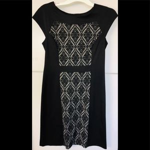COCKTAIL DRESS. BLACK/GRAY AND WITH STYLISH DESIGN